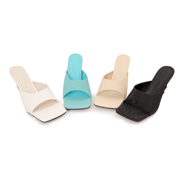 AR-3257 Square Heeled Mule