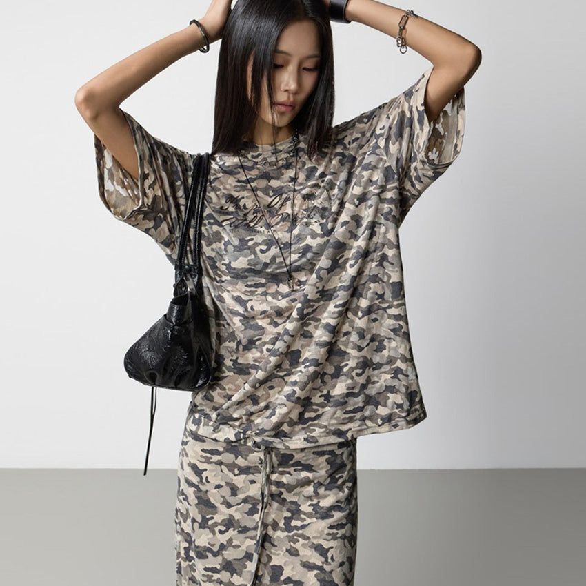 E4282 Camo Lettering Top