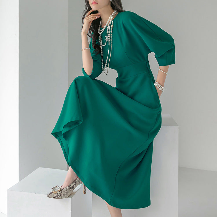 D4407 Puff Flare Midi Dress