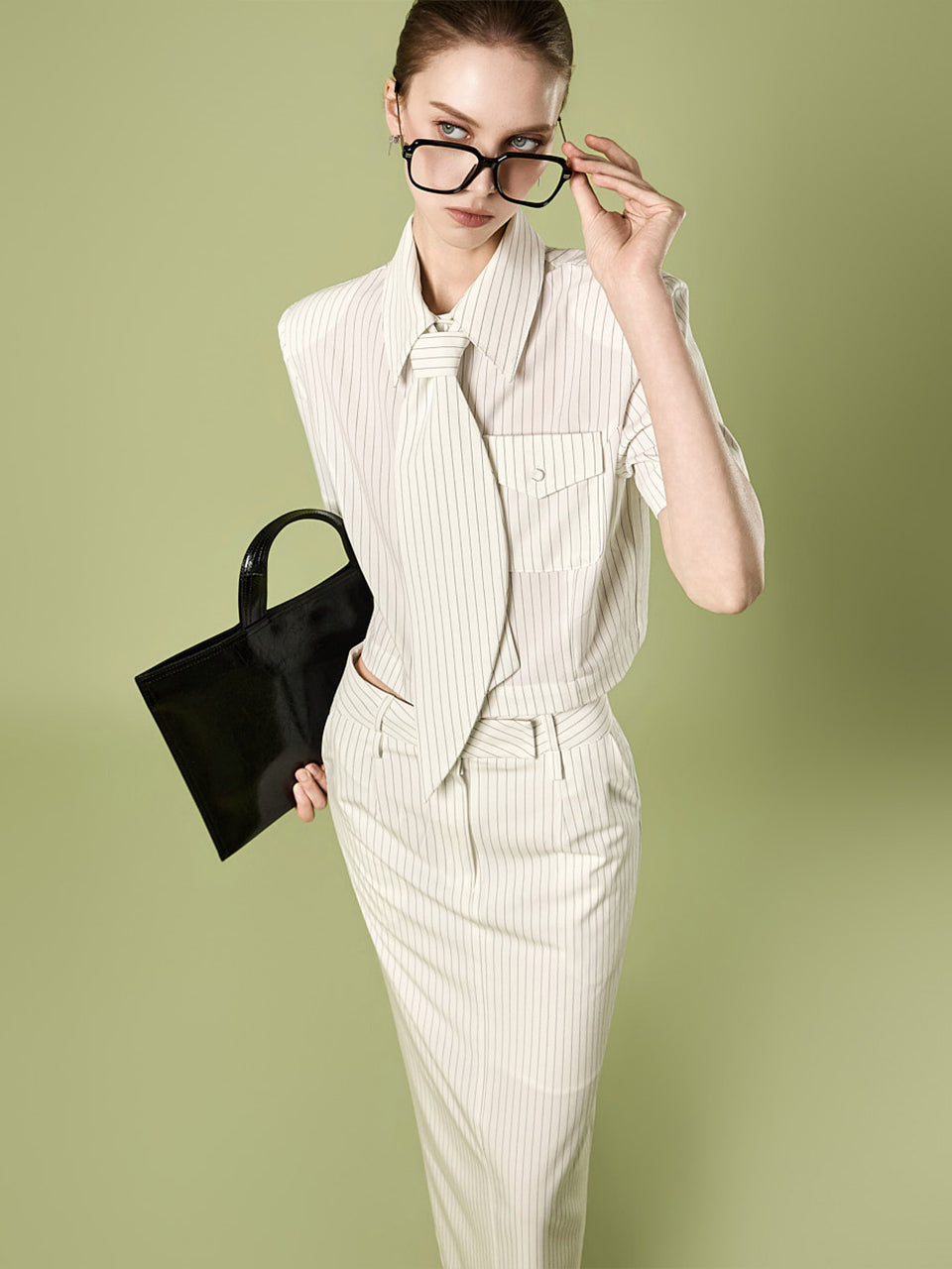 S891 Stripe Tie Crop Shirts