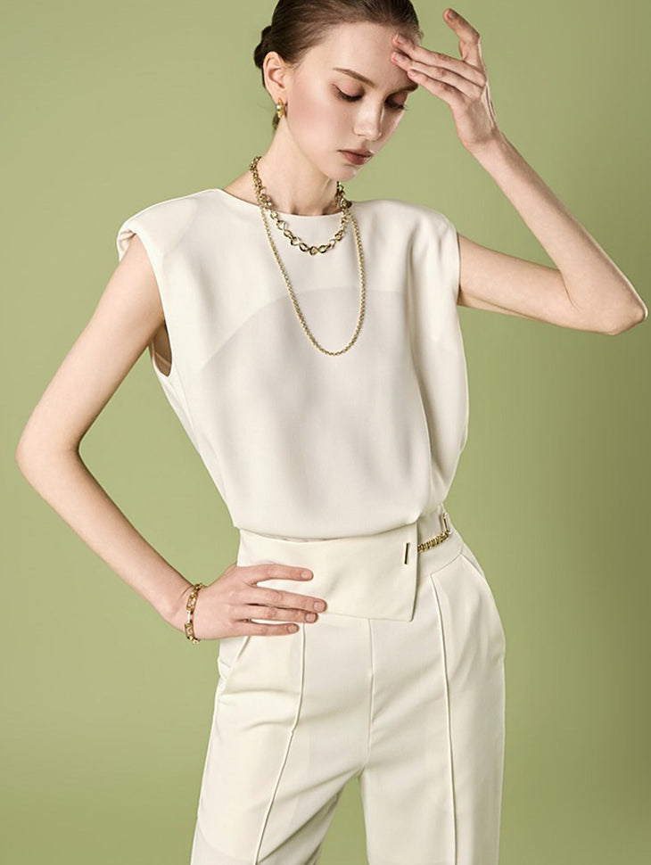 B3210 Minimal Padded Blouse