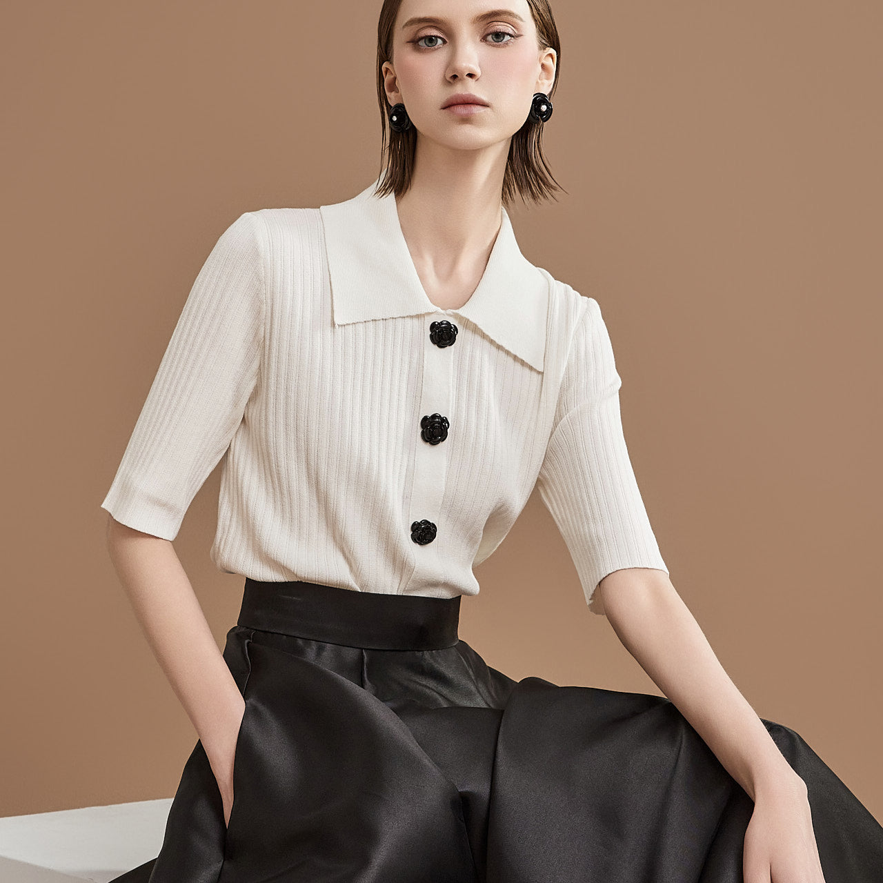 E3324 Button Collar Knit