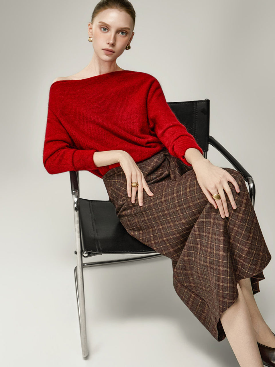E4430 Angora Boat Neck Knit