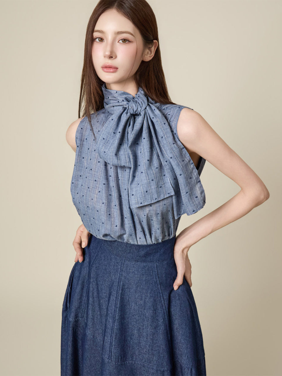 B3220 Halter Tie Blouse