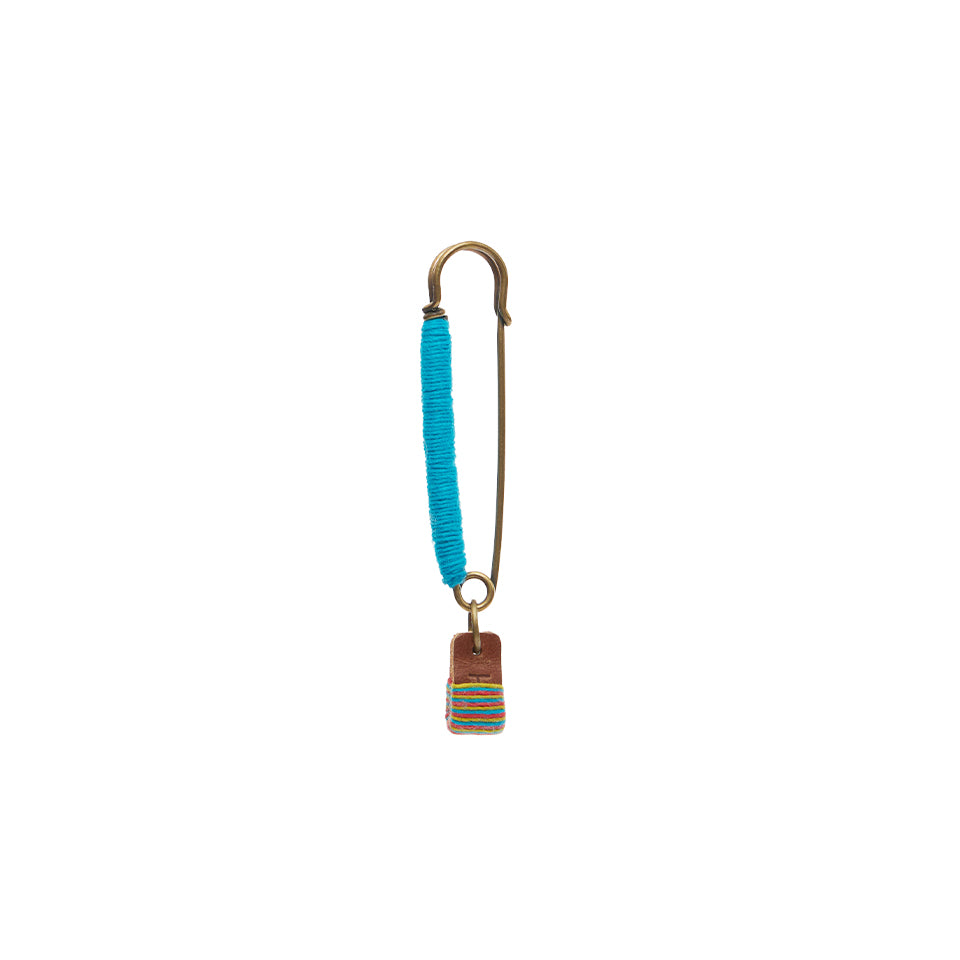 AB-203 Buckle Hand Brooch