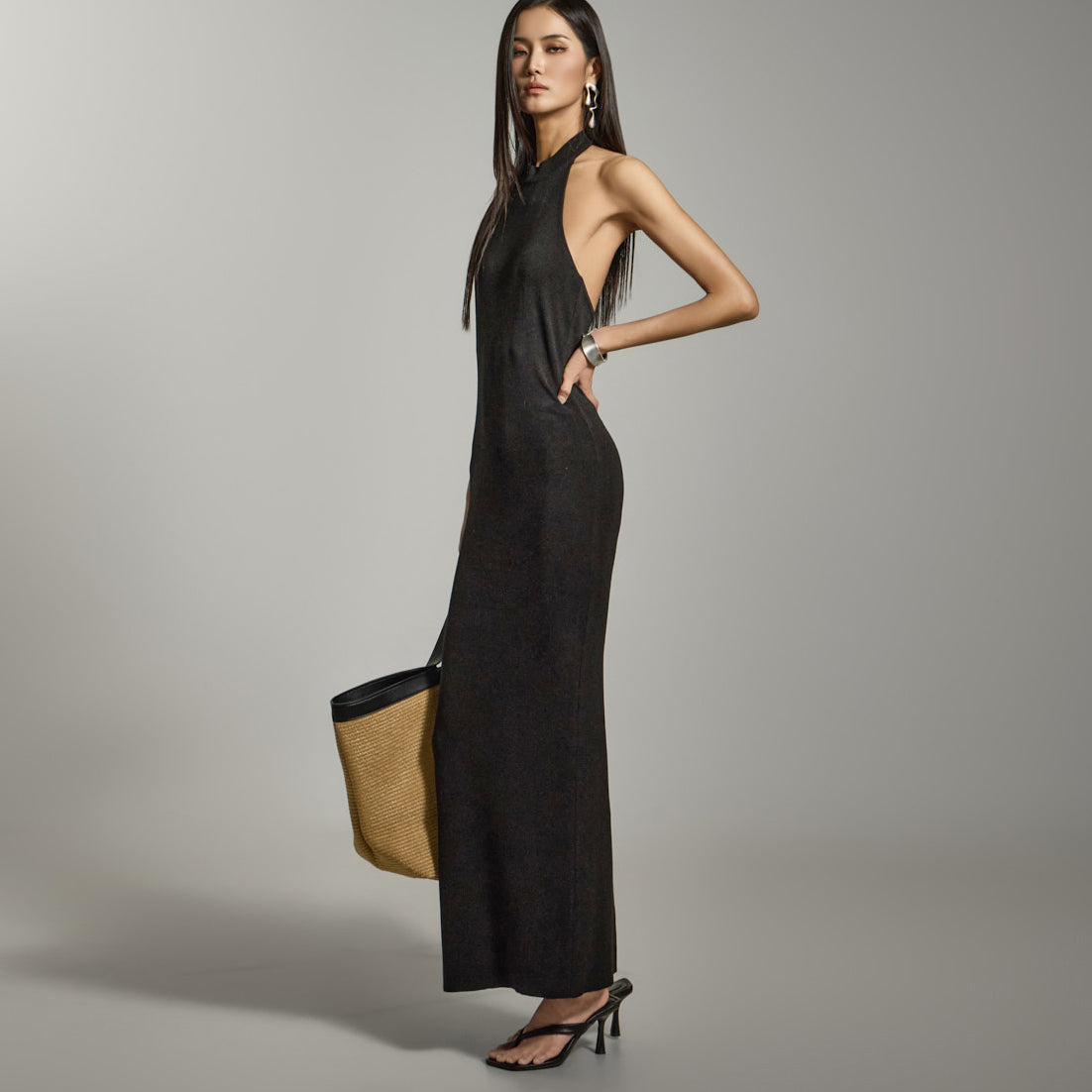 D5230 Halterneck Dress
