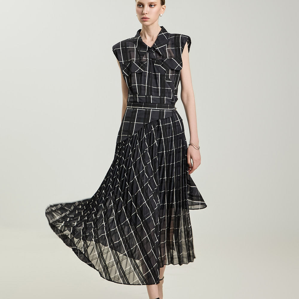 D5291 Sleeveless Dress with Belt