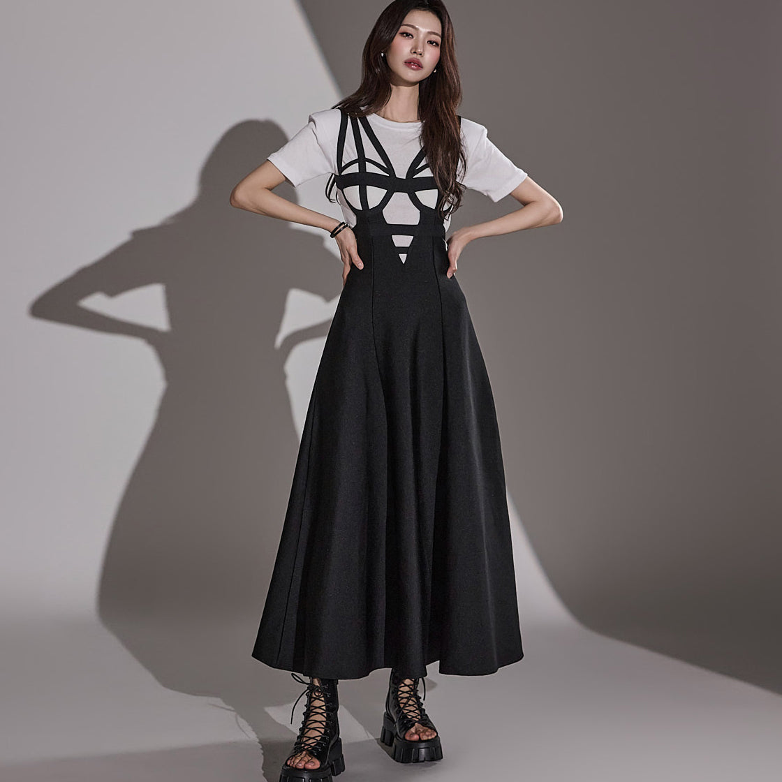 D9479 Line Dress