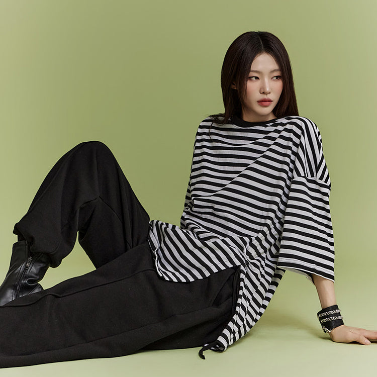 E3247 Asymmetrical Strap Top