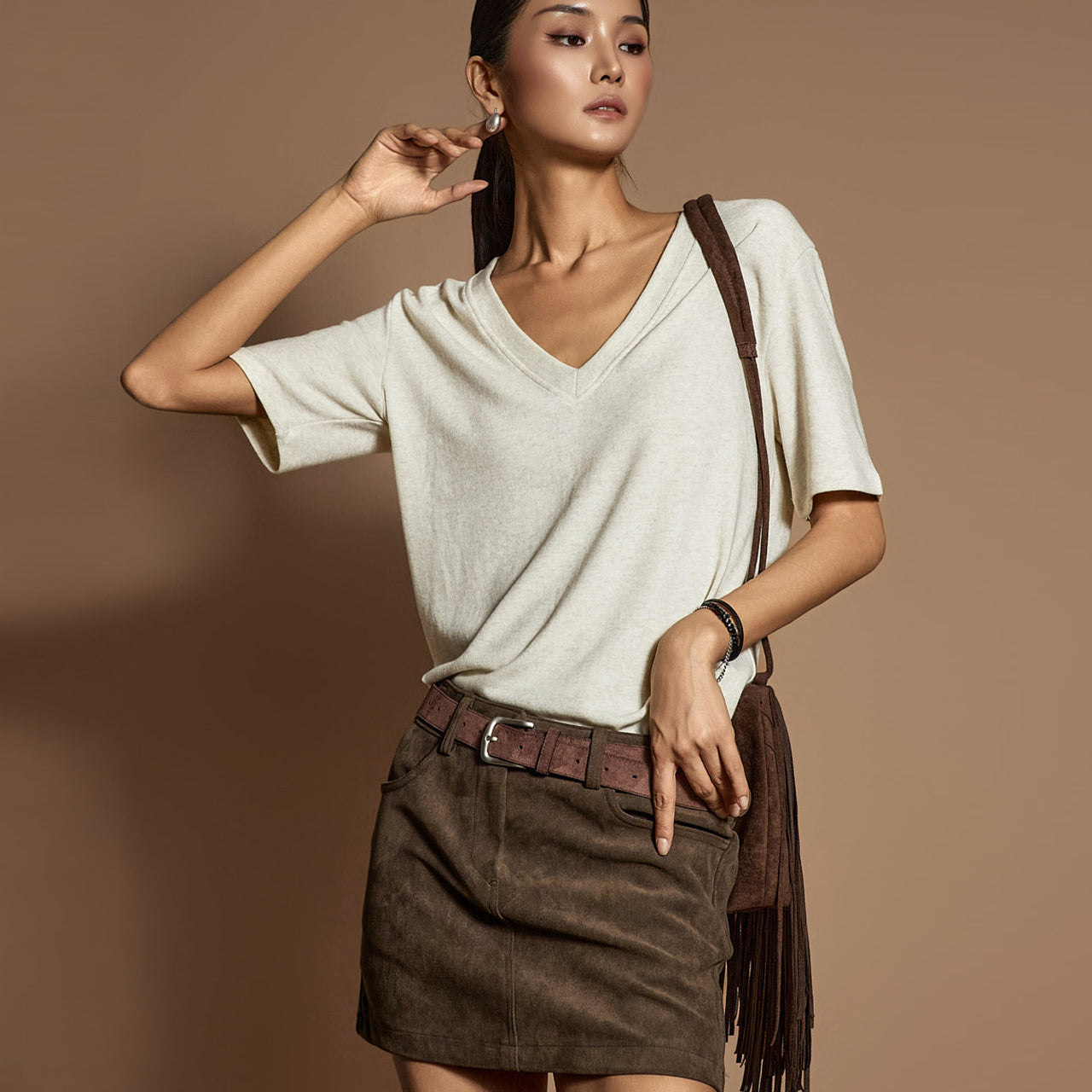 E3946 V-Neck Top