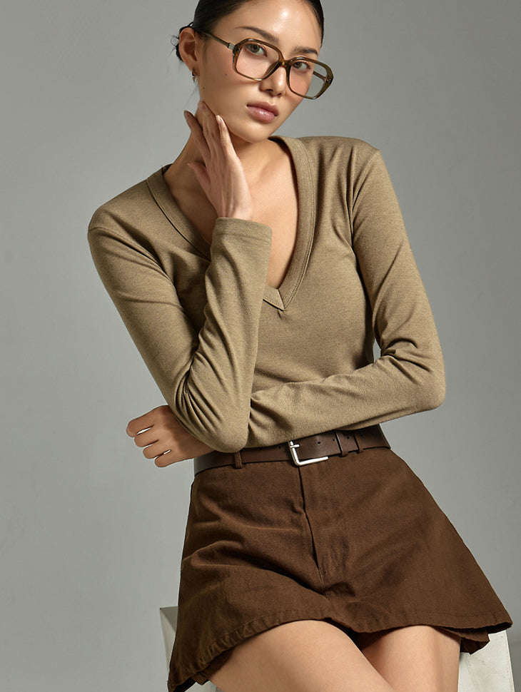 E3955 V-Neck Top