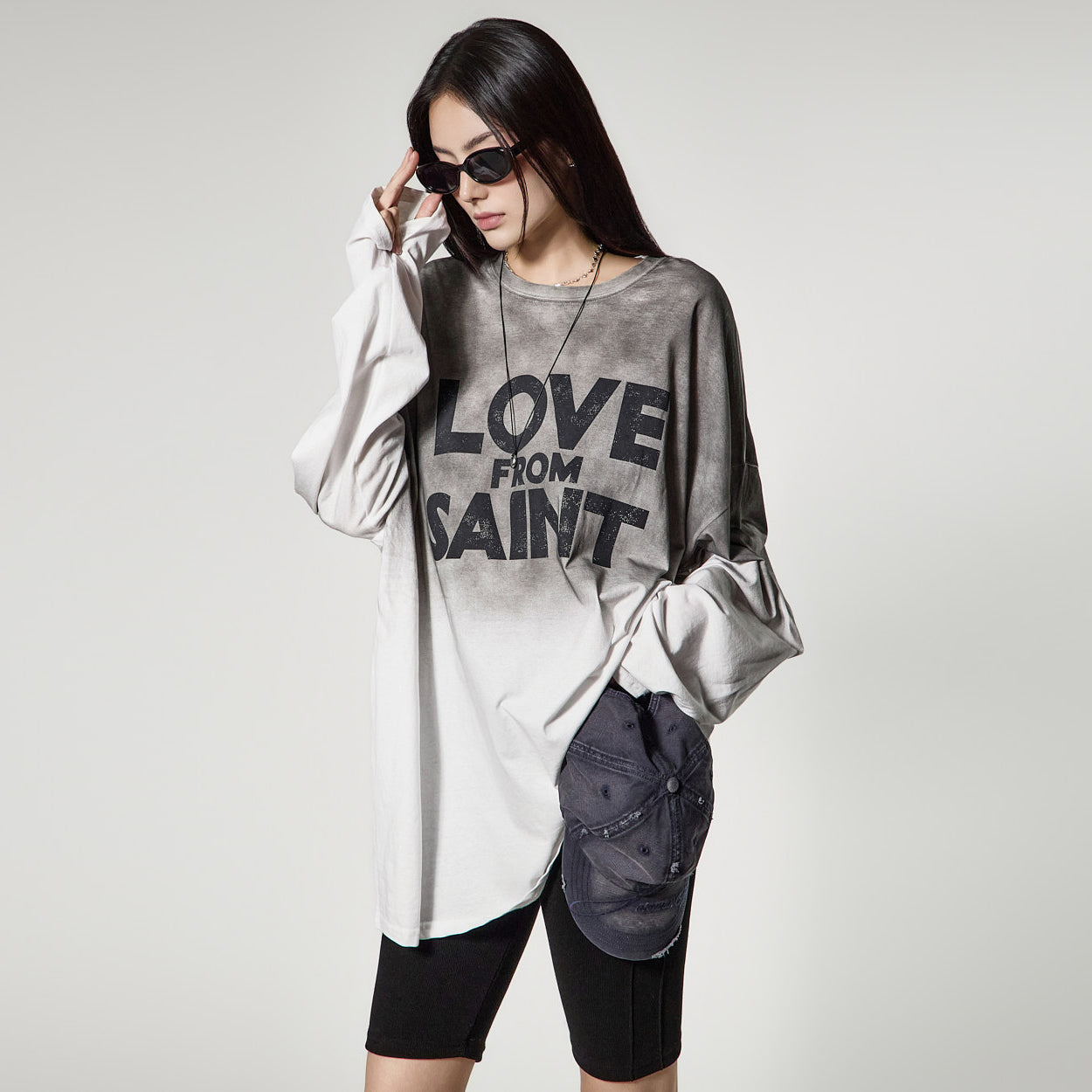 E4203 Gradient Lettering Top