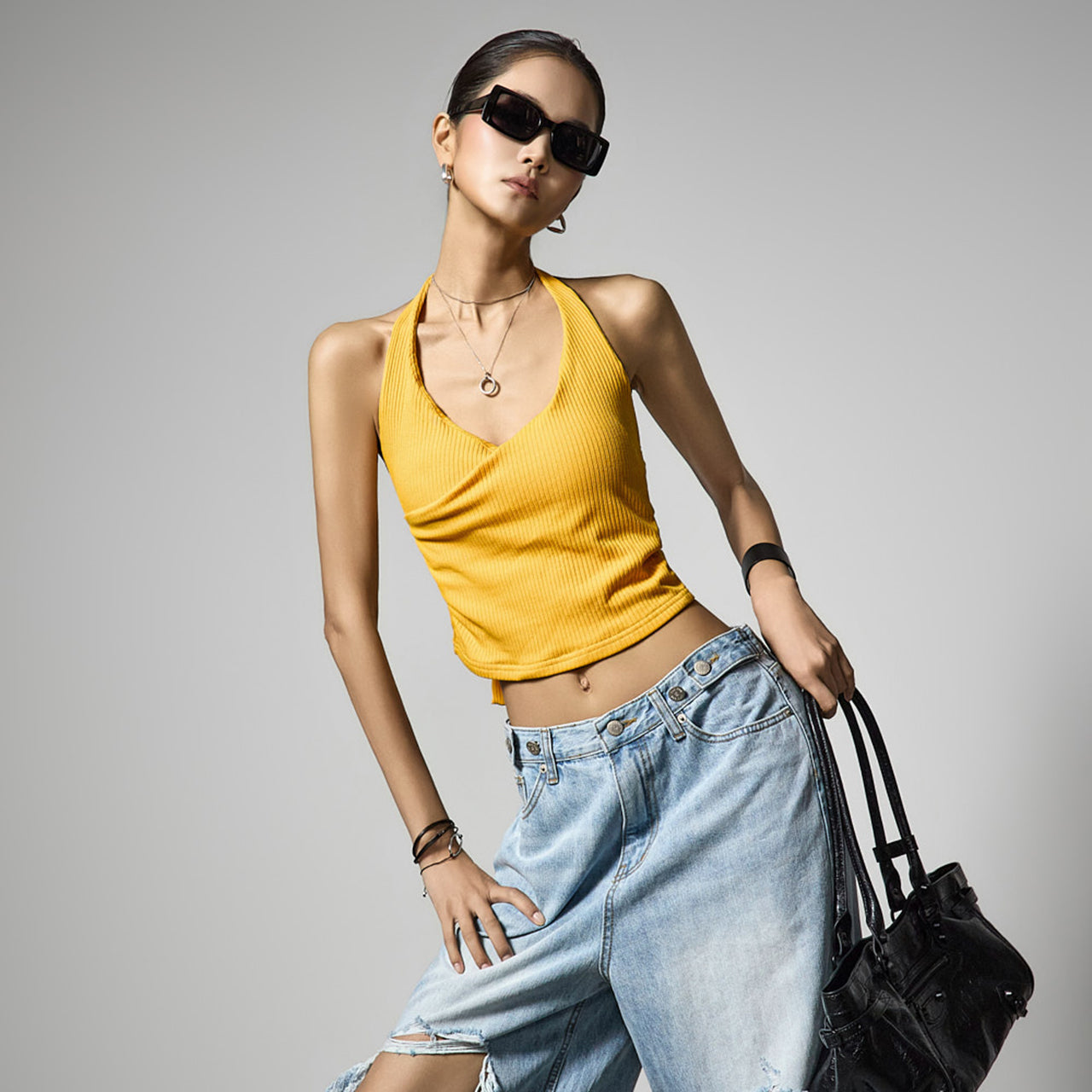 E4244 Halter Cap Sleeveless Top