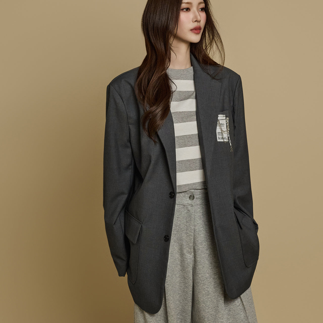J2719 Jacket with Brooch