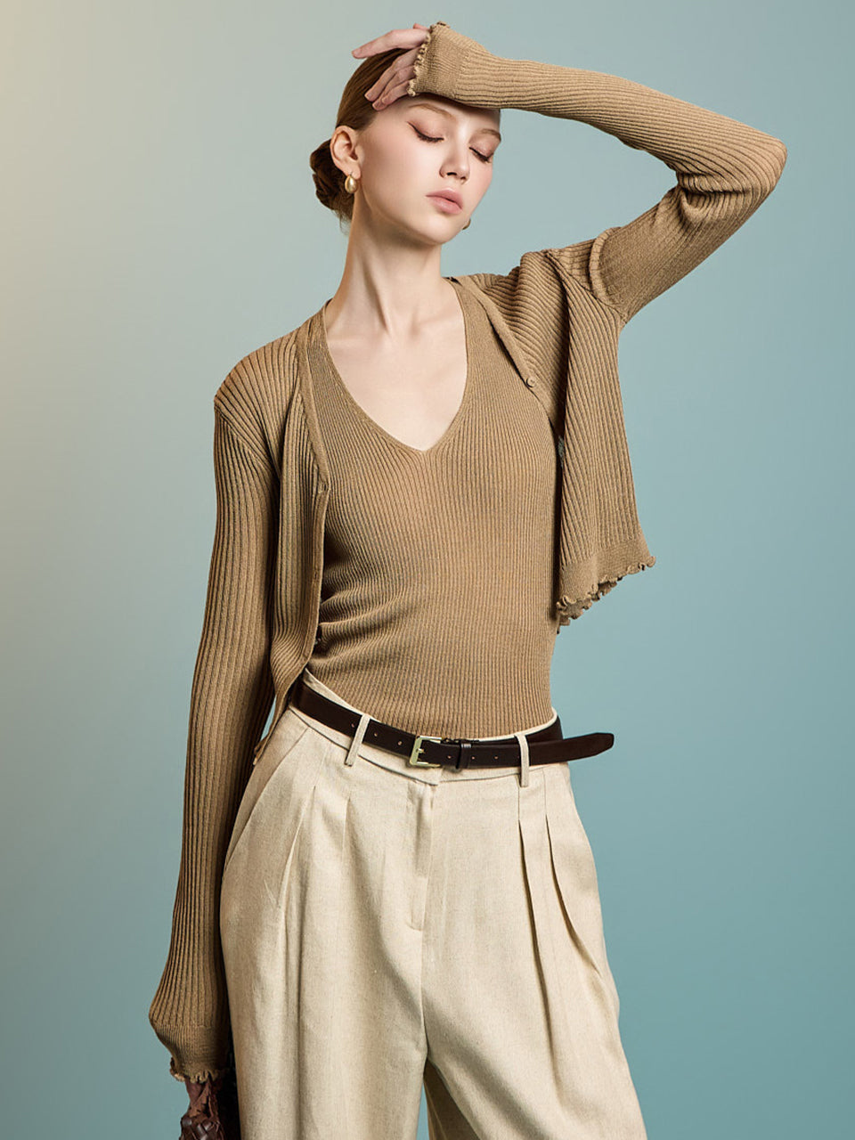 J2788 Halterneck Sleeveless Set Cardigan
