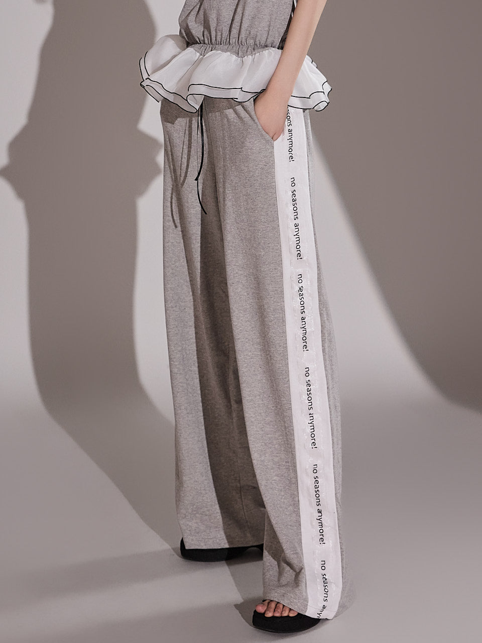 P3148 Texted Side Detail Pants