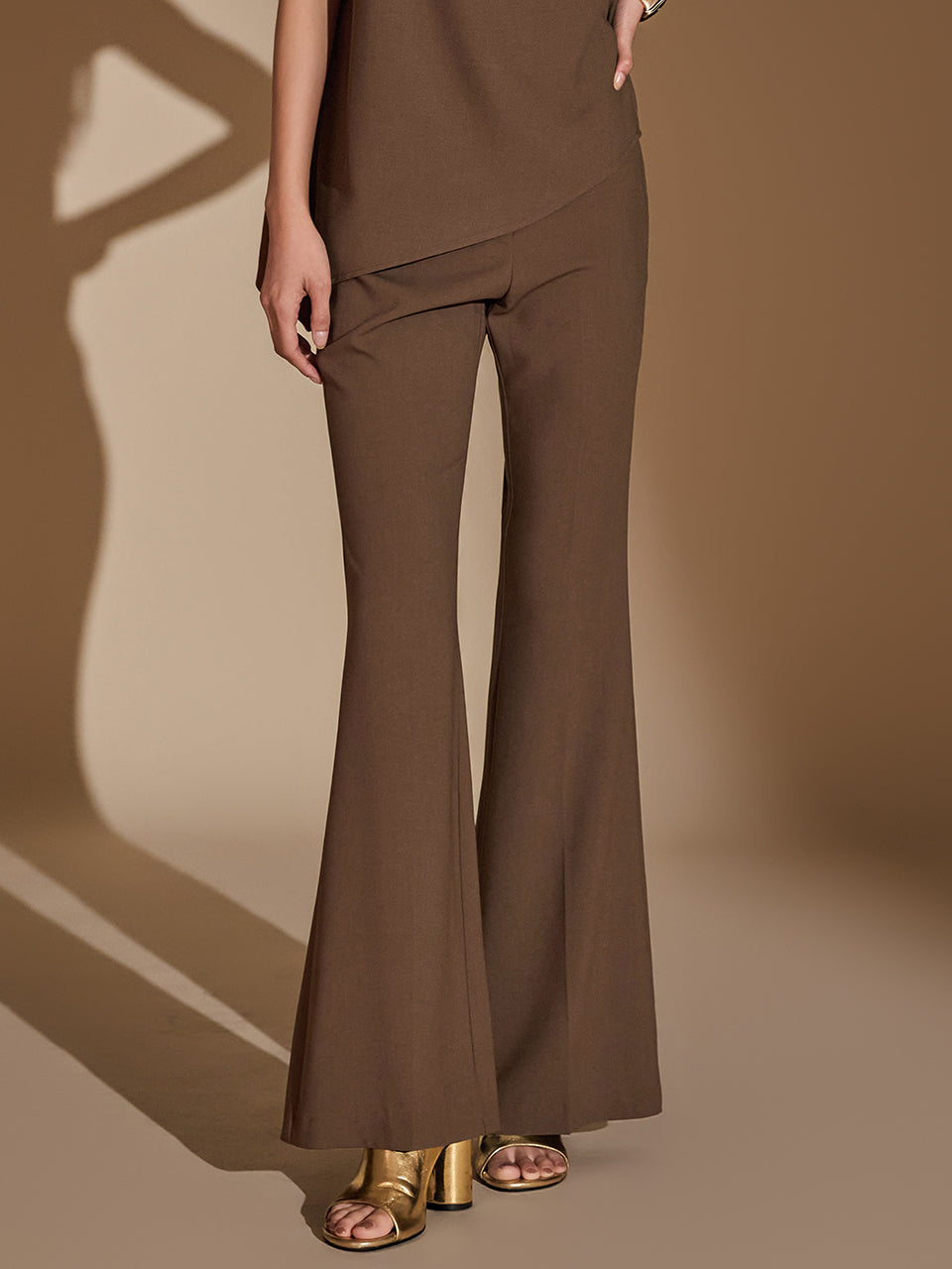 P3139 Flared Slacks