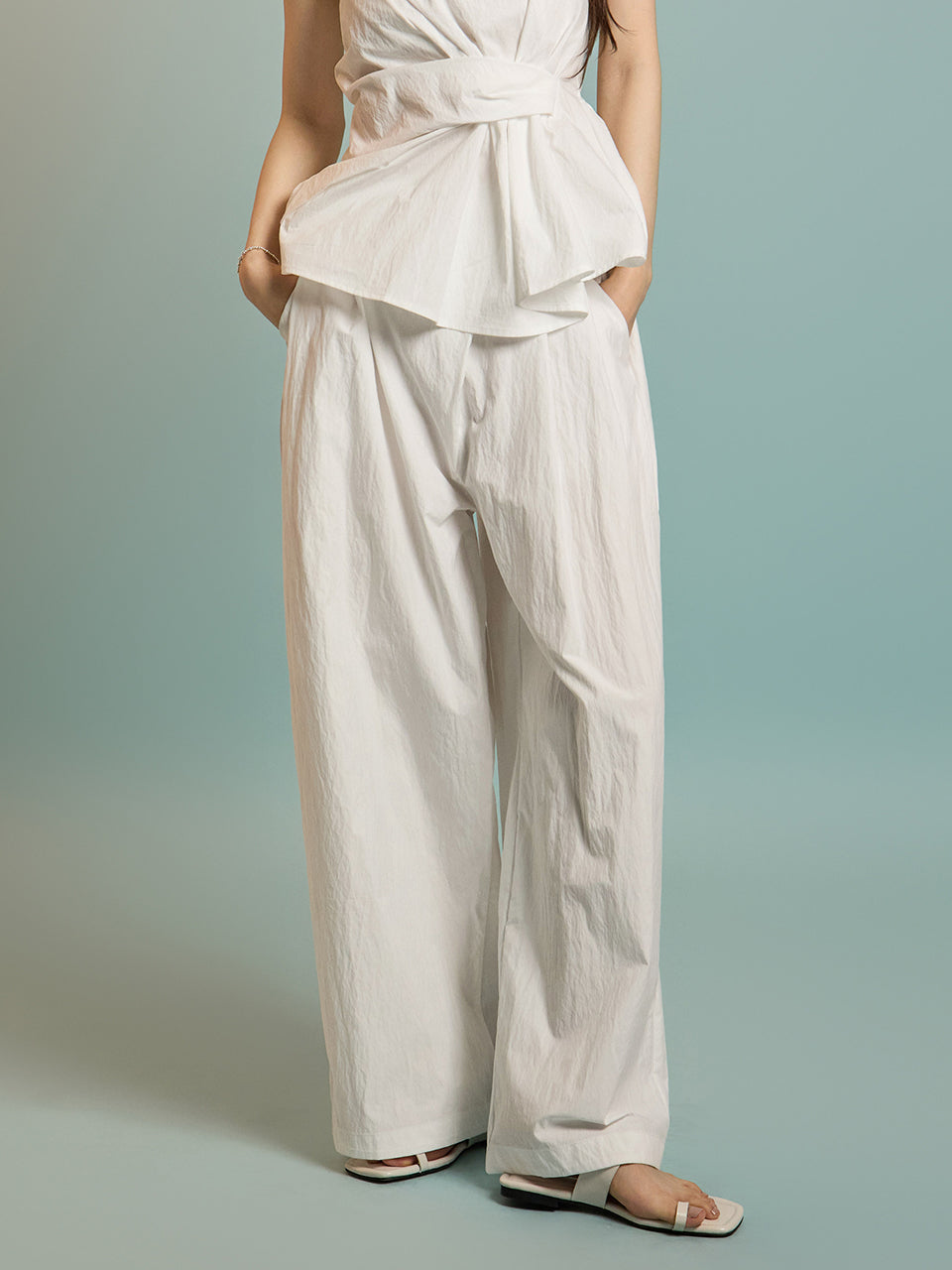 P3503 Pintuck Pants