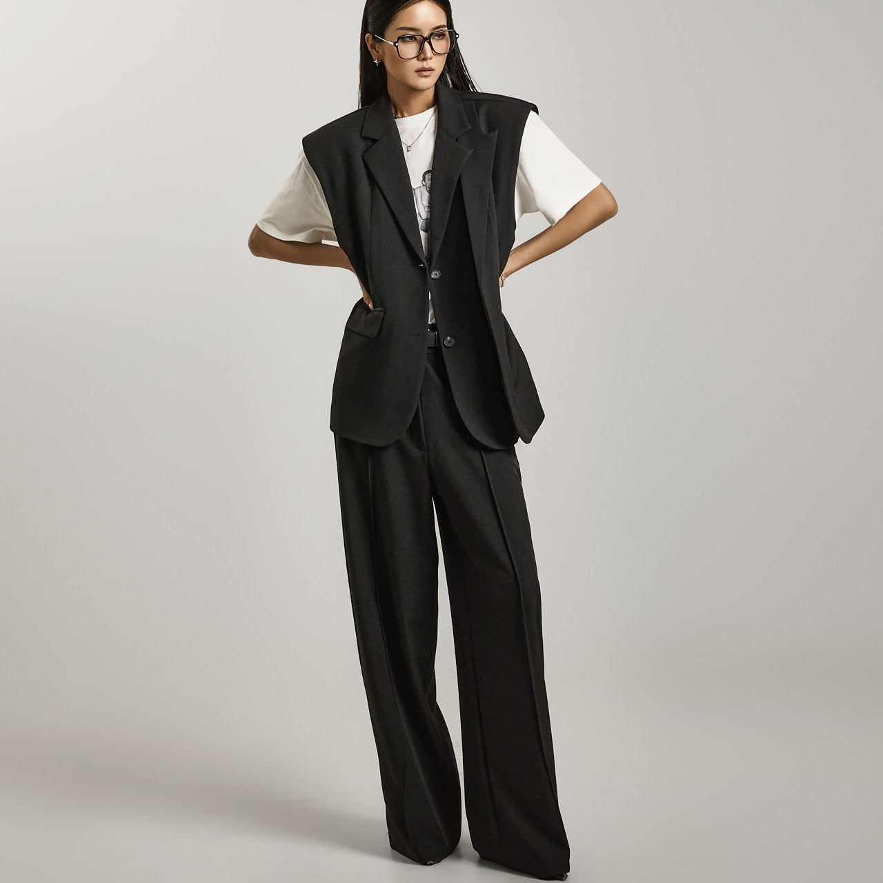 TP2079 Vest and Pants Set