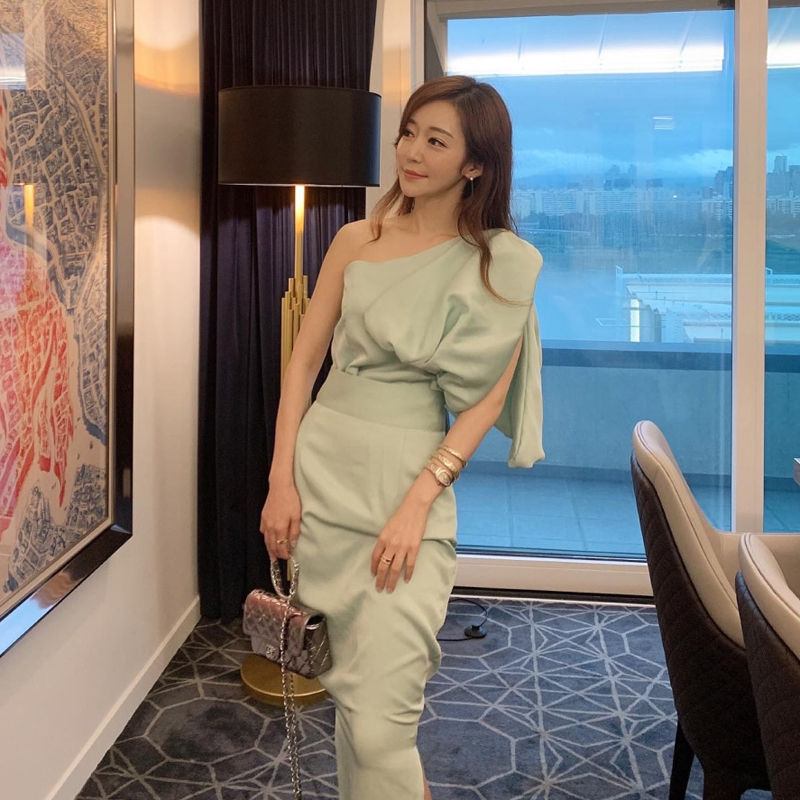 [韓國評價]因为是可爱的薄荷色，所以穿得没有负担。