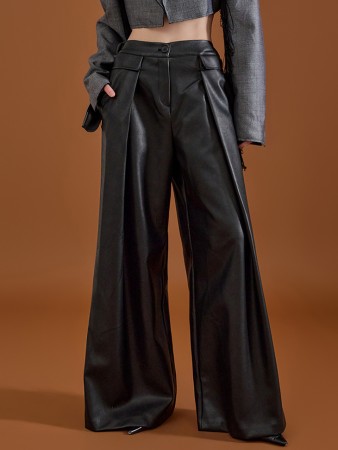 P2972 皮革细褶宽幅可弯曲裤子 Korea