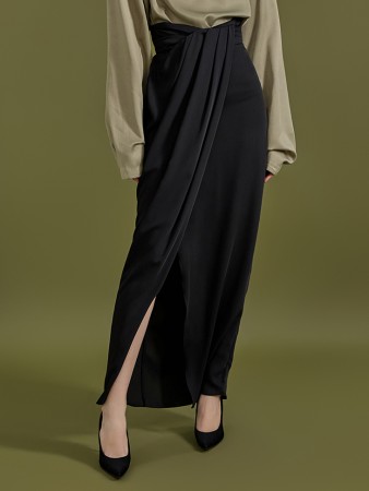 SK9103 高腰褶皺垂飾超長裙 Korea