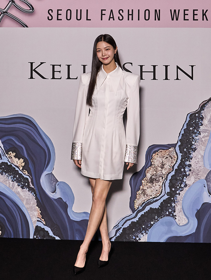 DINT CELEB<br><br> Seo Jae-won<br><br> KSH42O2D002