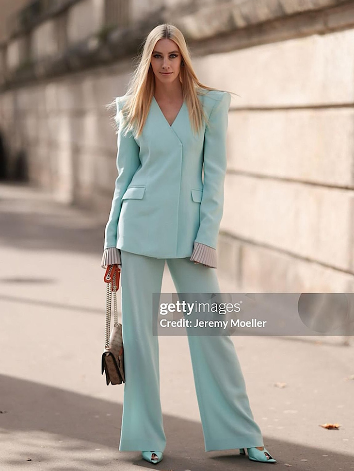 DINT CELEB<br><br> Magda