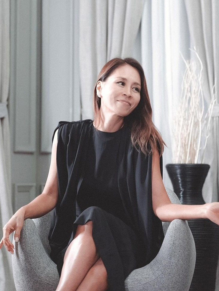 DINT CELEB<br><br> Choi Jeong-won<br><br> D9476