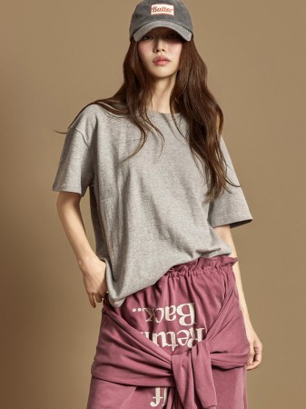 E4020 背部字母上衣 Korea