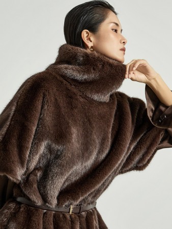 E9036 高领皮草上衣 Korea