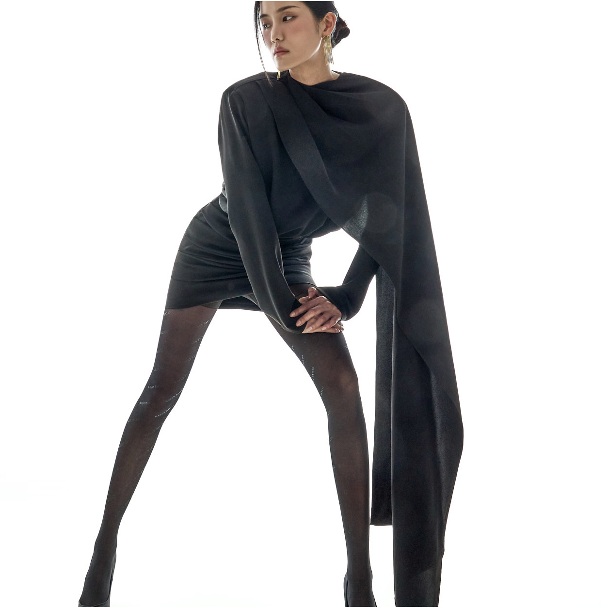 D9573 悬垂领 迷你 連衣裙