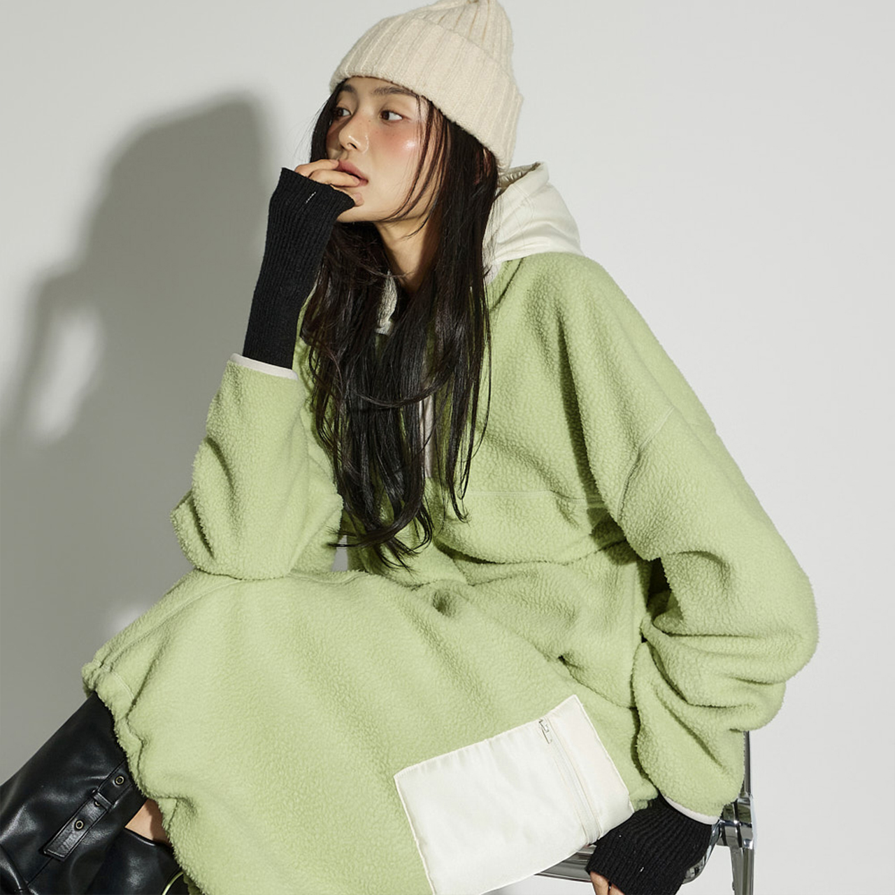 E4055 细绳 帶帽 上衣