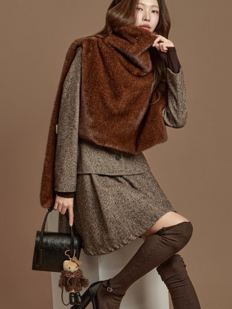 J9361 高領衫 皮草 马甲 Korea