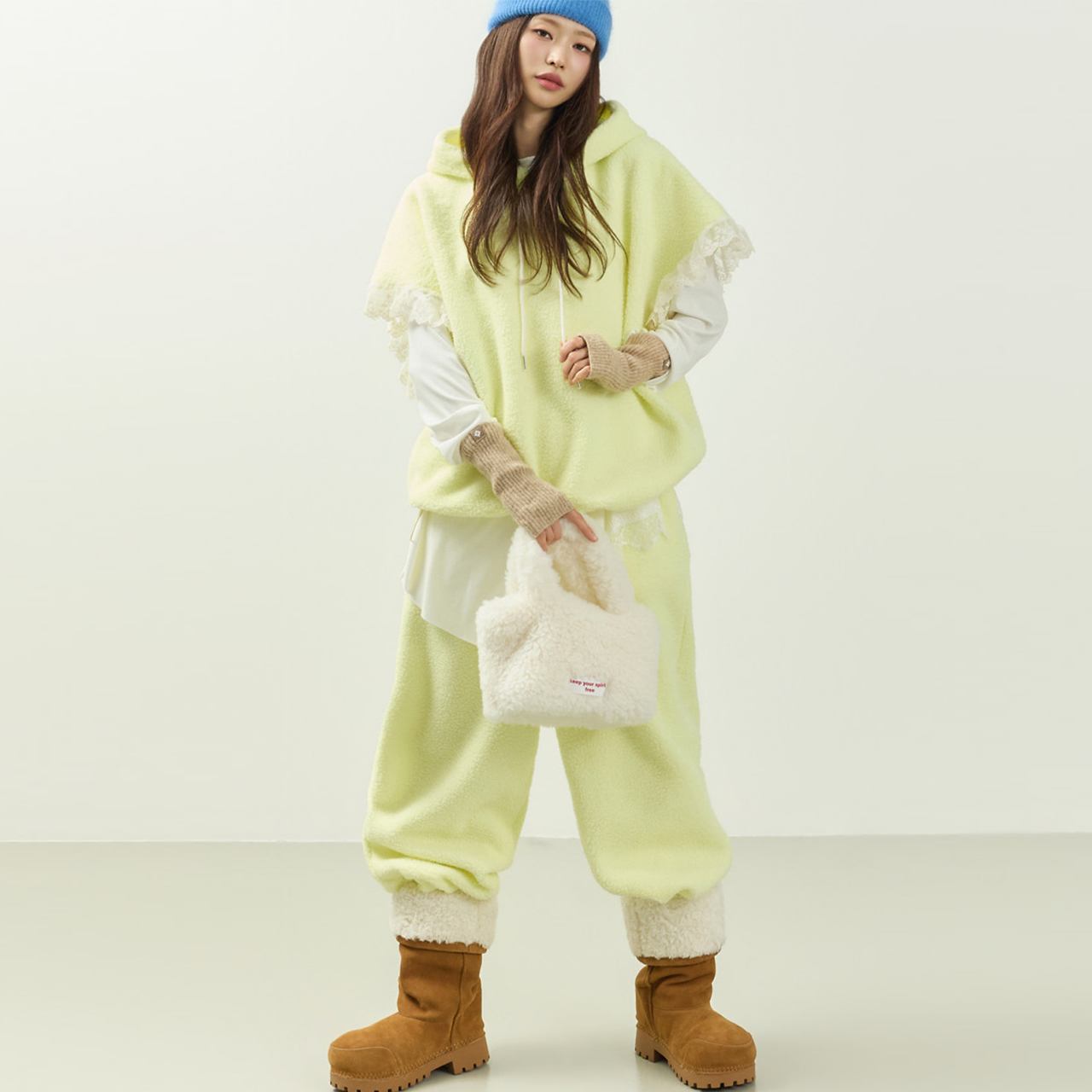 TR048 加绒蕾丝 運動服 组合