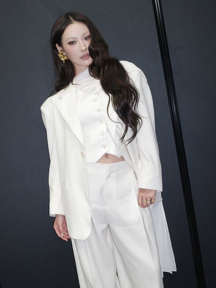DINT CELEB<br><br> LEE SABAE <br><br> J9366 & J9367 & P9187 <br><br> TP9199