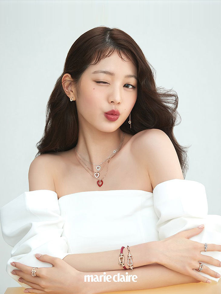 DINT CELEB<br> Magazine 'Marie Claire'<br>Jang Wonyoung<br><br> KSH22O2D003