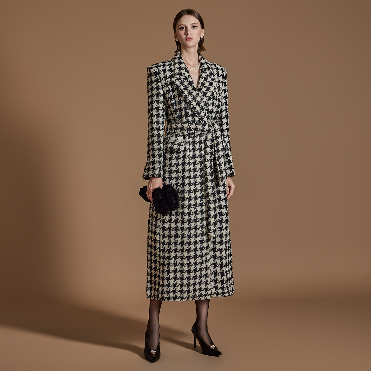 J2425 Wool Coat With Belt