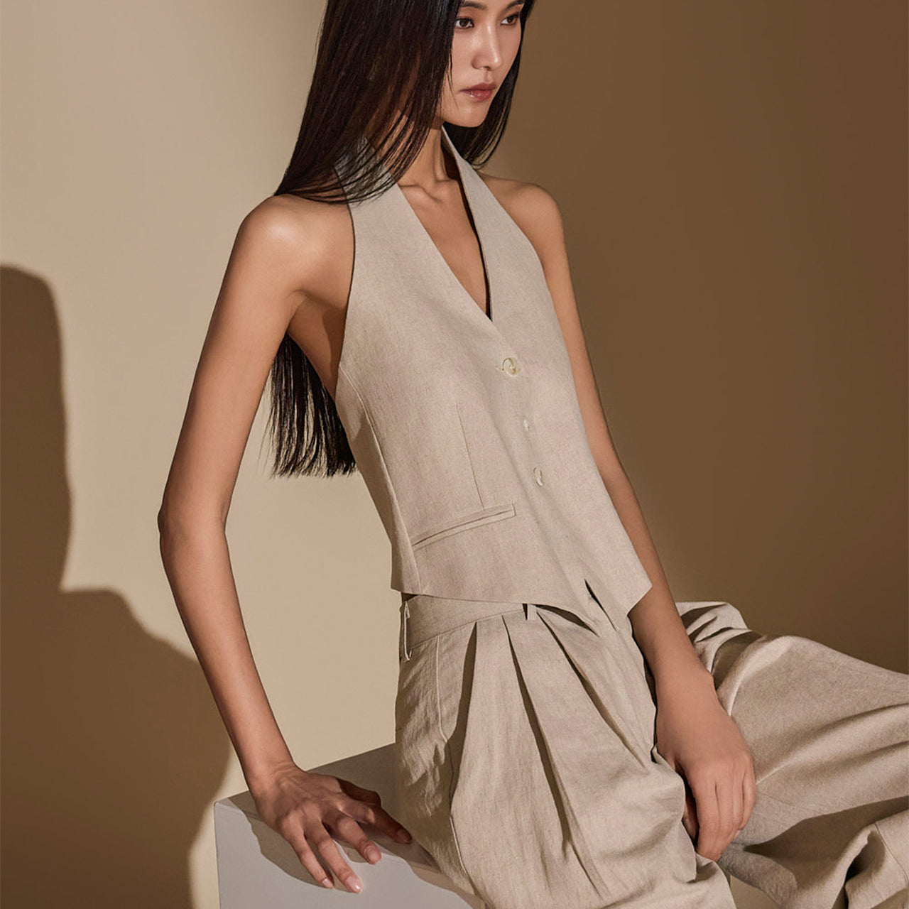 J2318 Linen Vest