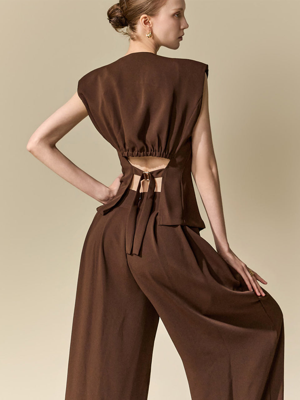 J3233 Backless Vest