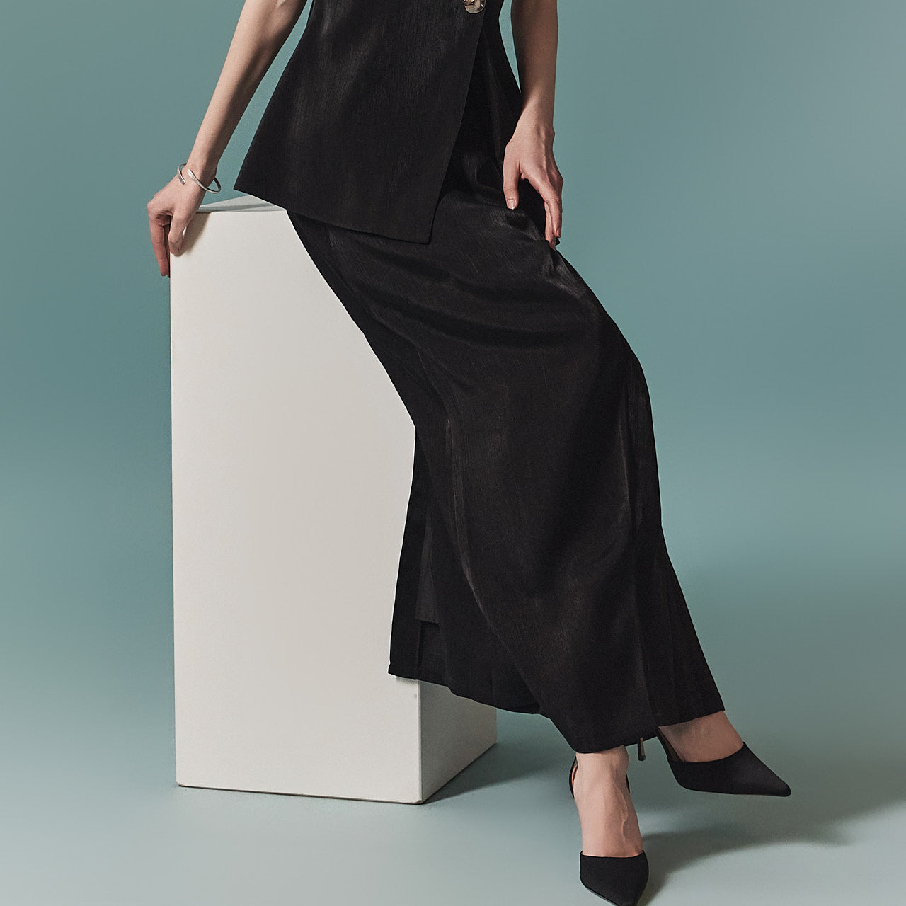SK2725 Slit Skirt