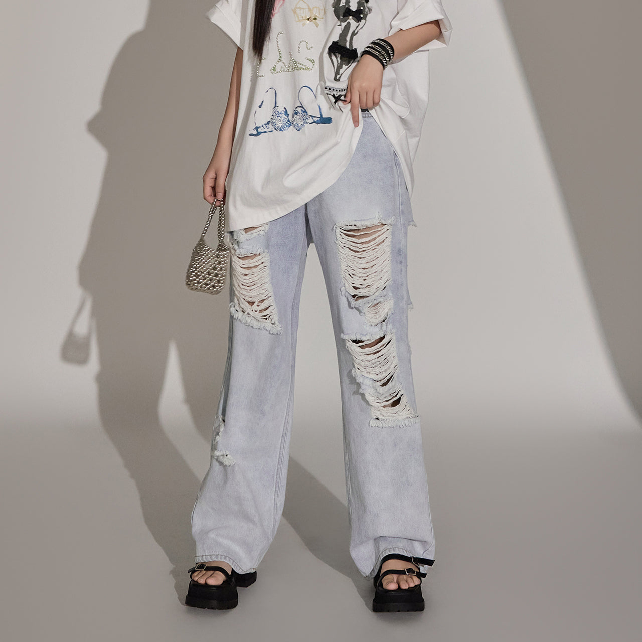 PJ520 Summer Distressed Jeans