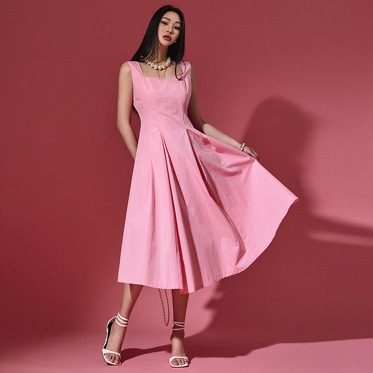 D4662 Pintuck Sleeveless Flare Midi Dress