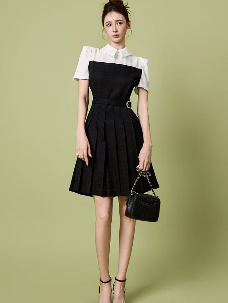 D5547 Contrast Collar Pleated Dress