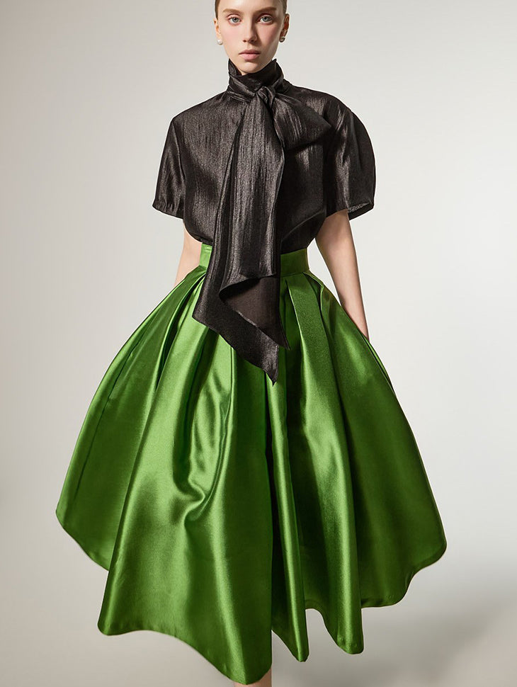 B3181 High-Neck Blouse