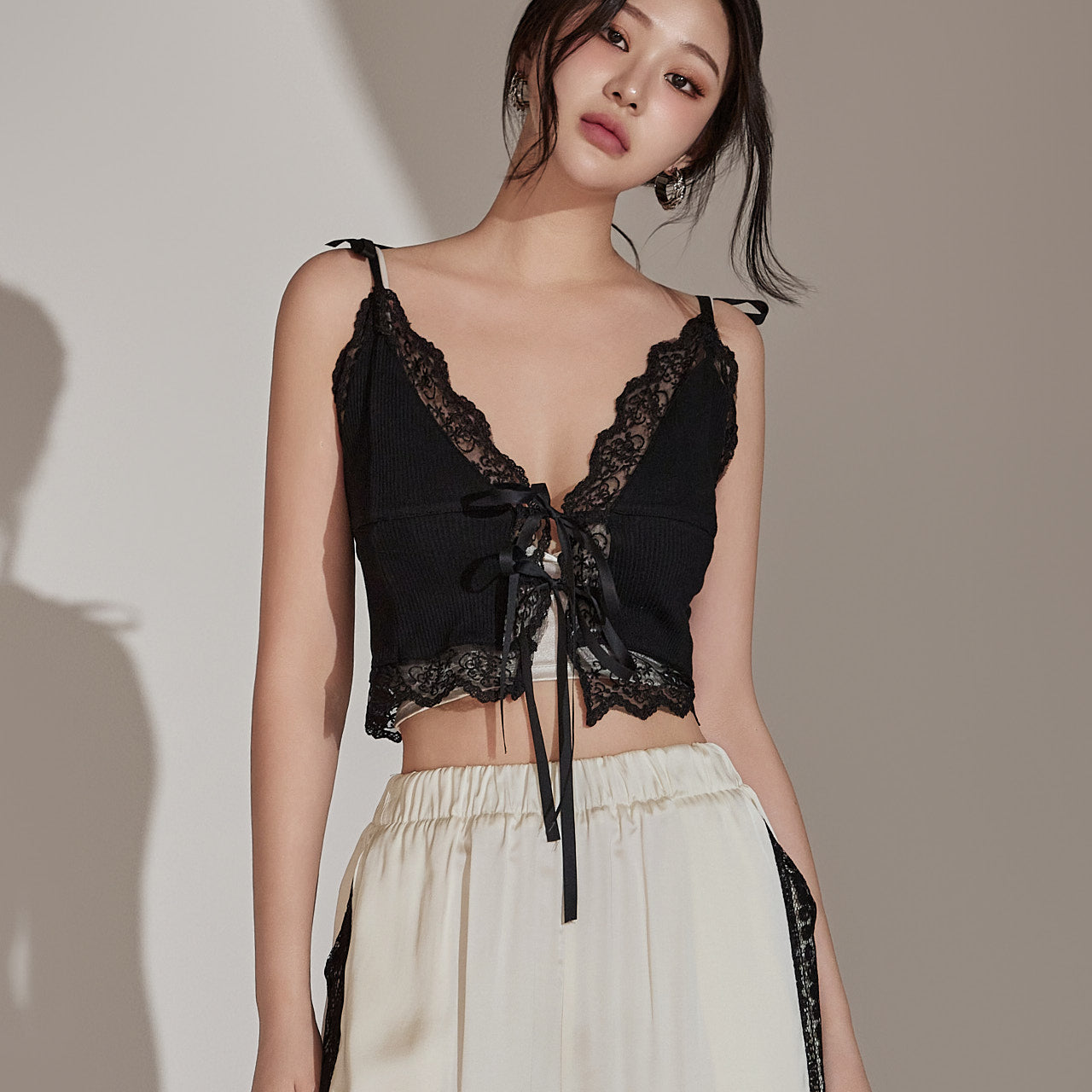 E3390 Lace Bustier