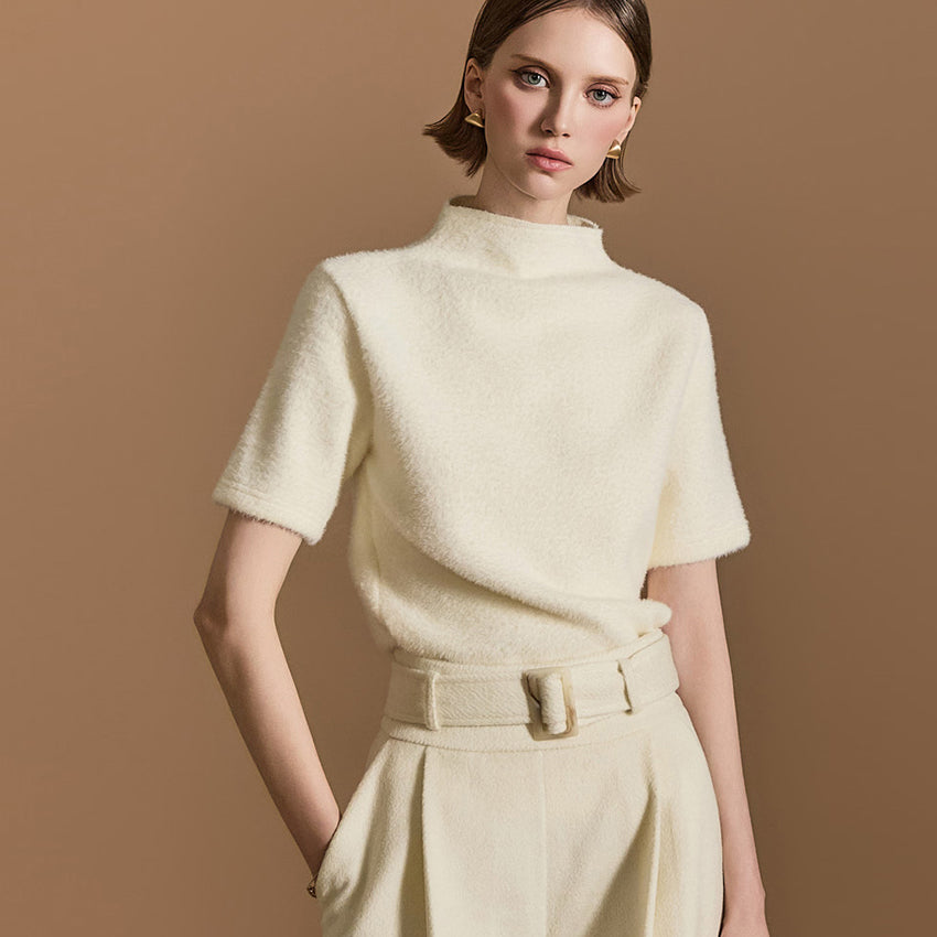 E3656 Mock Neck Top