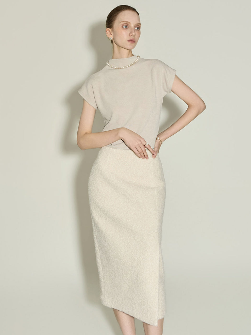 E4050 High Neck Top