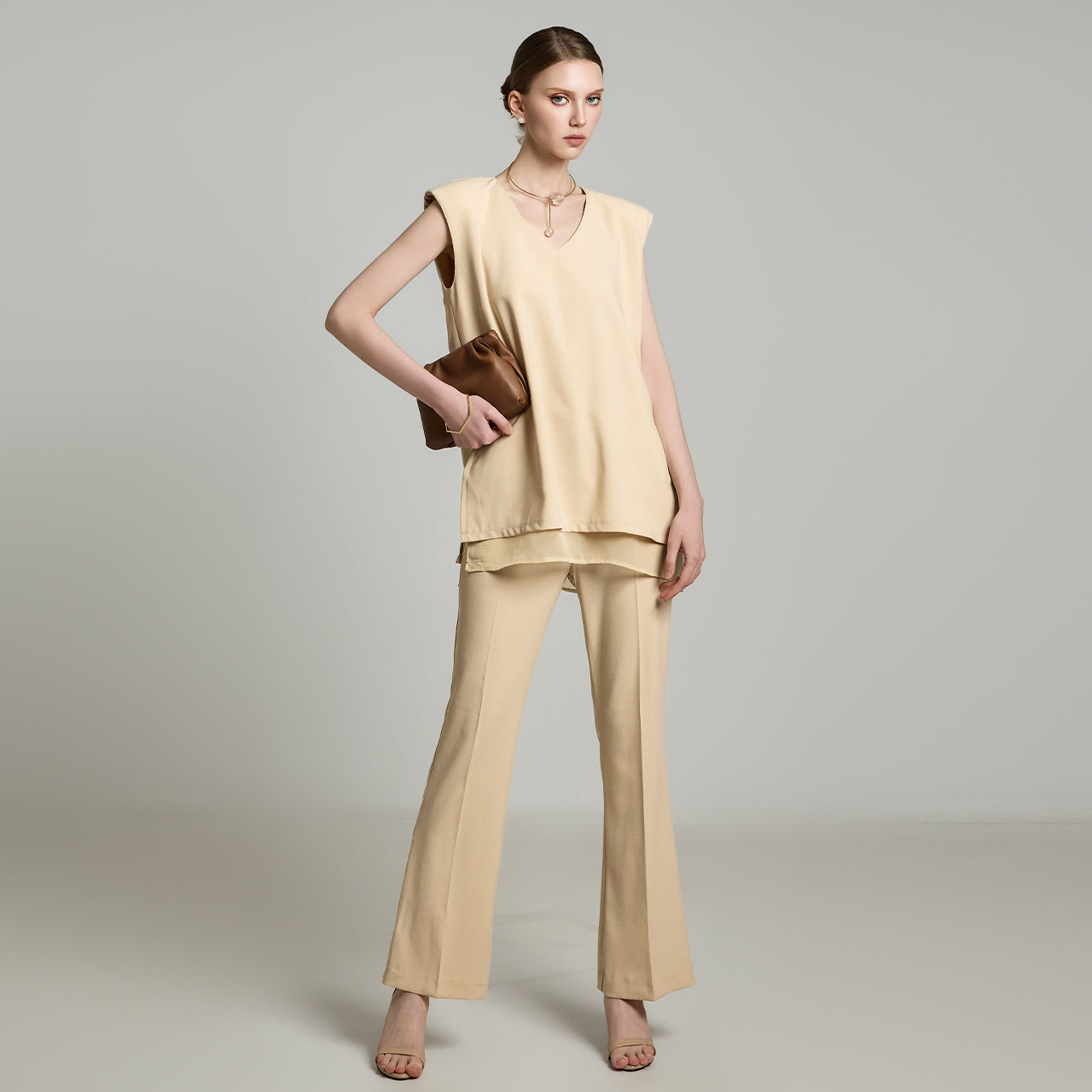 B3086 Sleeveless Blouse with Strap