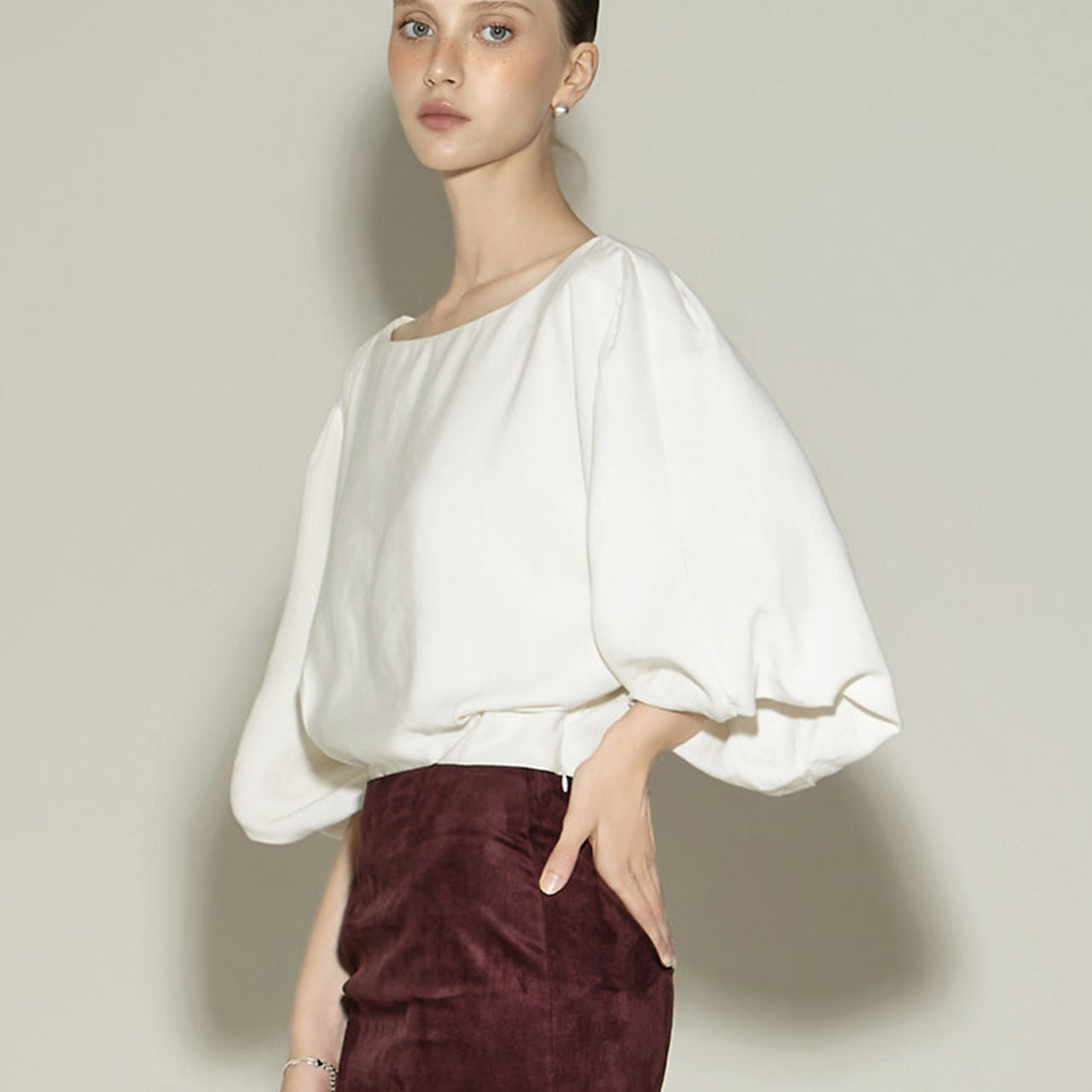 B3143 Puff Blouse